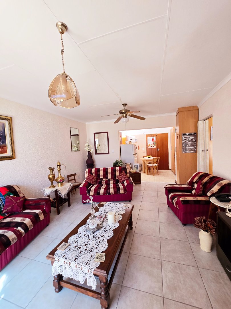 1 Bedroom Property for Sale in Oudorp North West